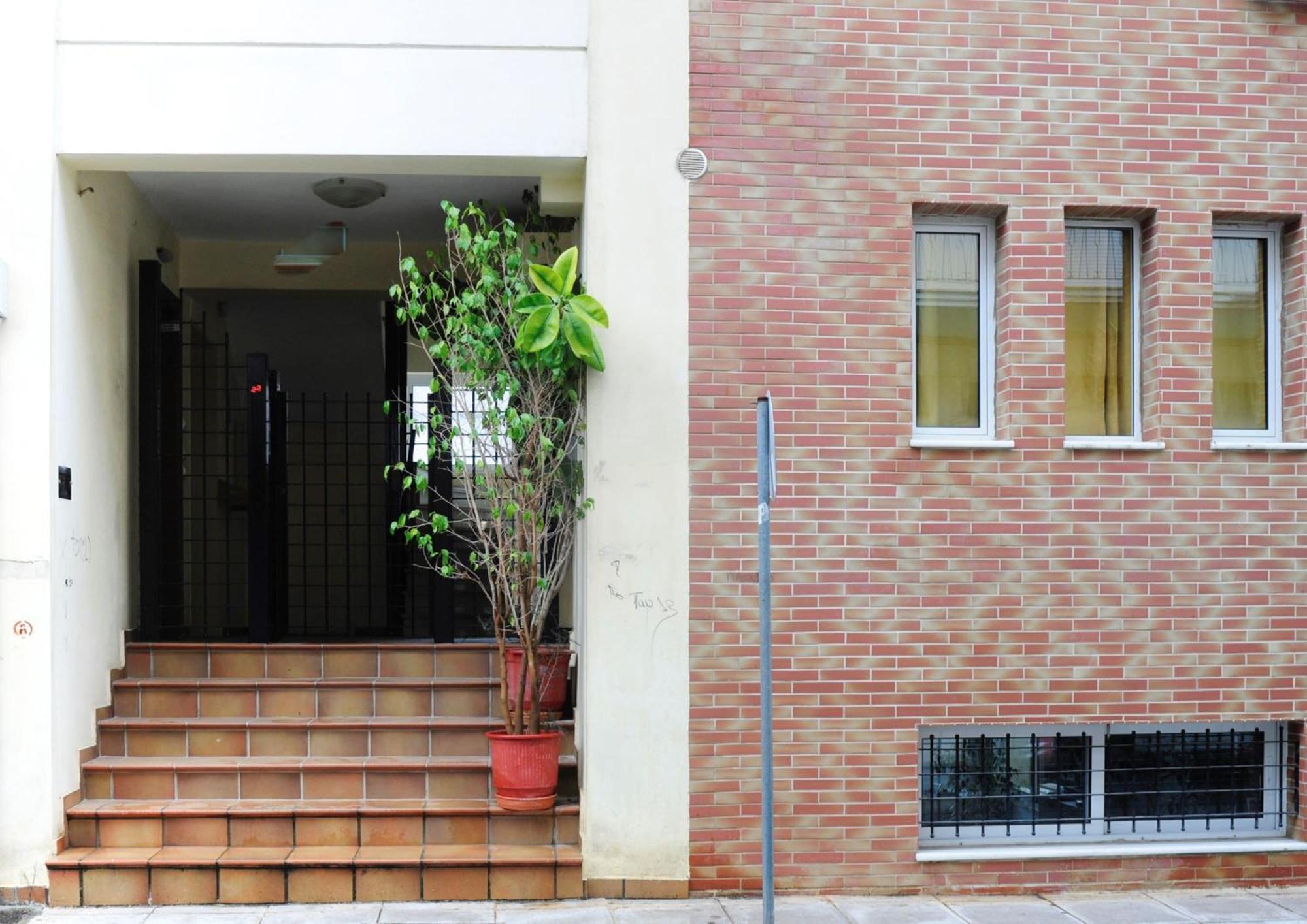Downtown Central Suite With Private Parking Kalamata Luaran gambar