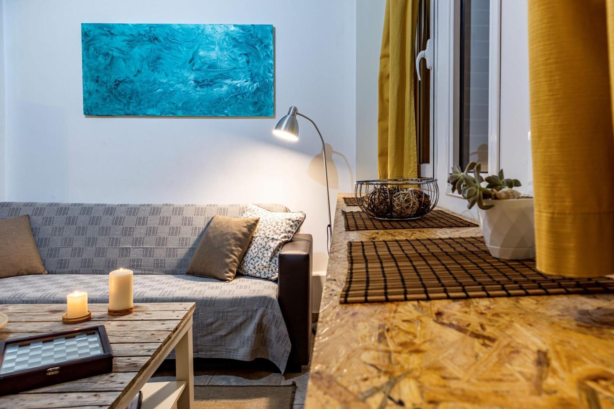 Downtown Central Suite With Private Parking Kalamata Luaran gambar